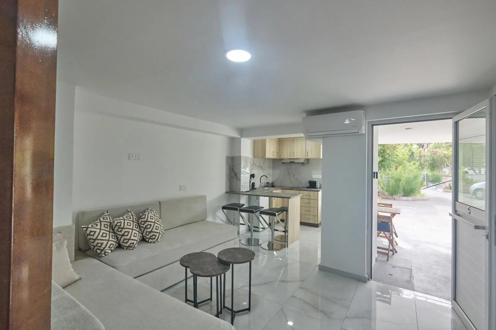 Gold Emerging Villas Ltd Apart 5 아이아 나파